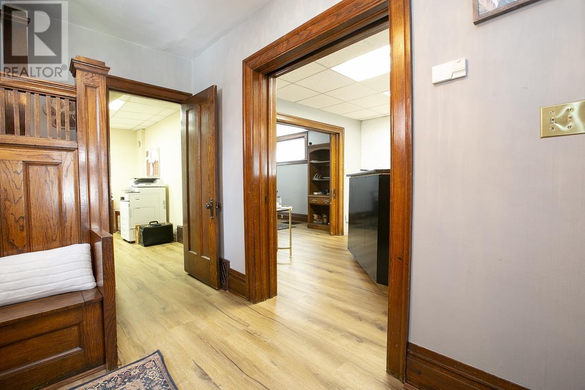 446 Albert St, Sault Ste. Marie, Ontario P6A 2J8 - Photo 14 - SM253098