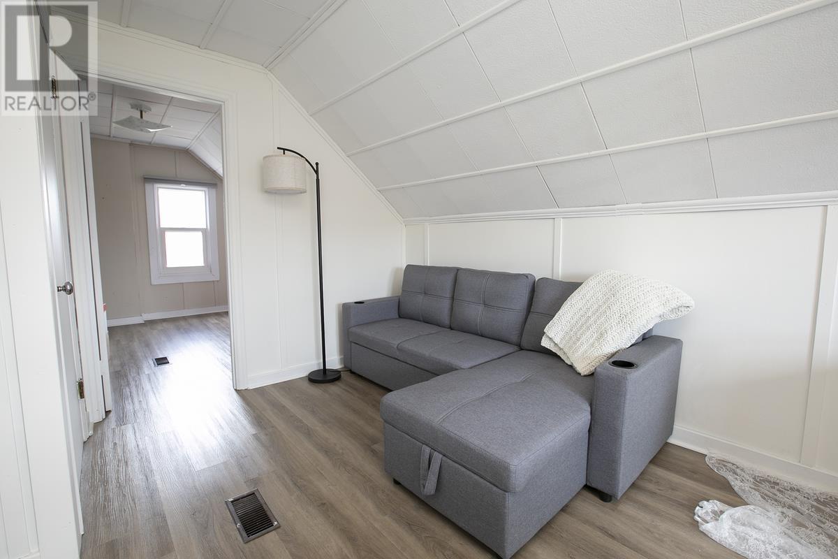 446 Albert St, Sault Ste. Marie, Ontario P6A 2J8 - Photo 36 - SM253098