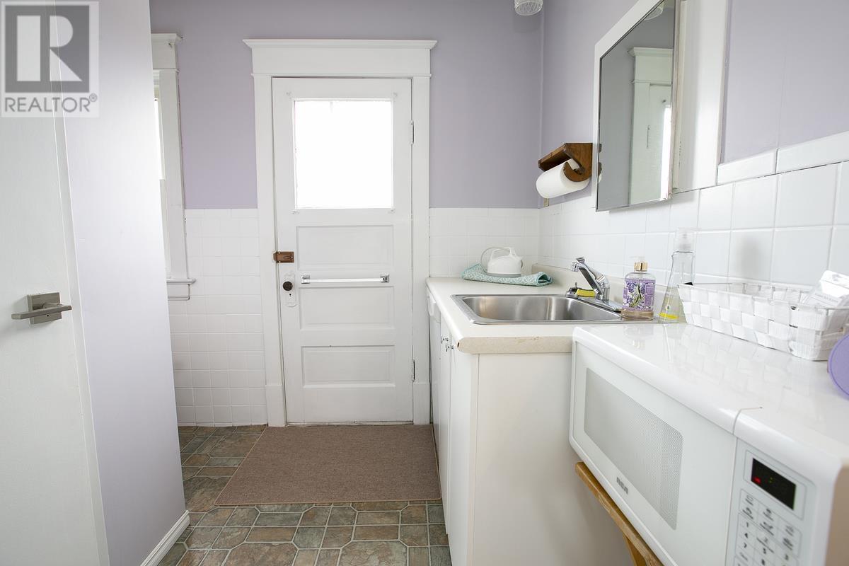 446 Albert St, Sault Ste. Marie, Ontario P6A 2J8 - Photo 31 - SM253098