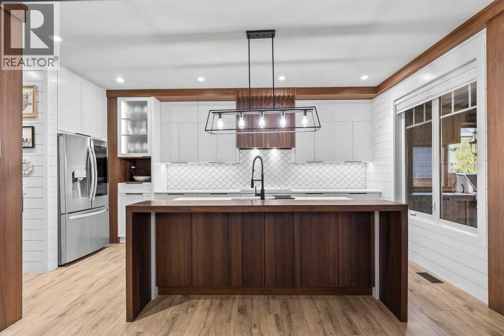 236 Aspen Dale Way Sw, Calgary, Alberta  T3H 0S1 - Photo 11 - A2259988