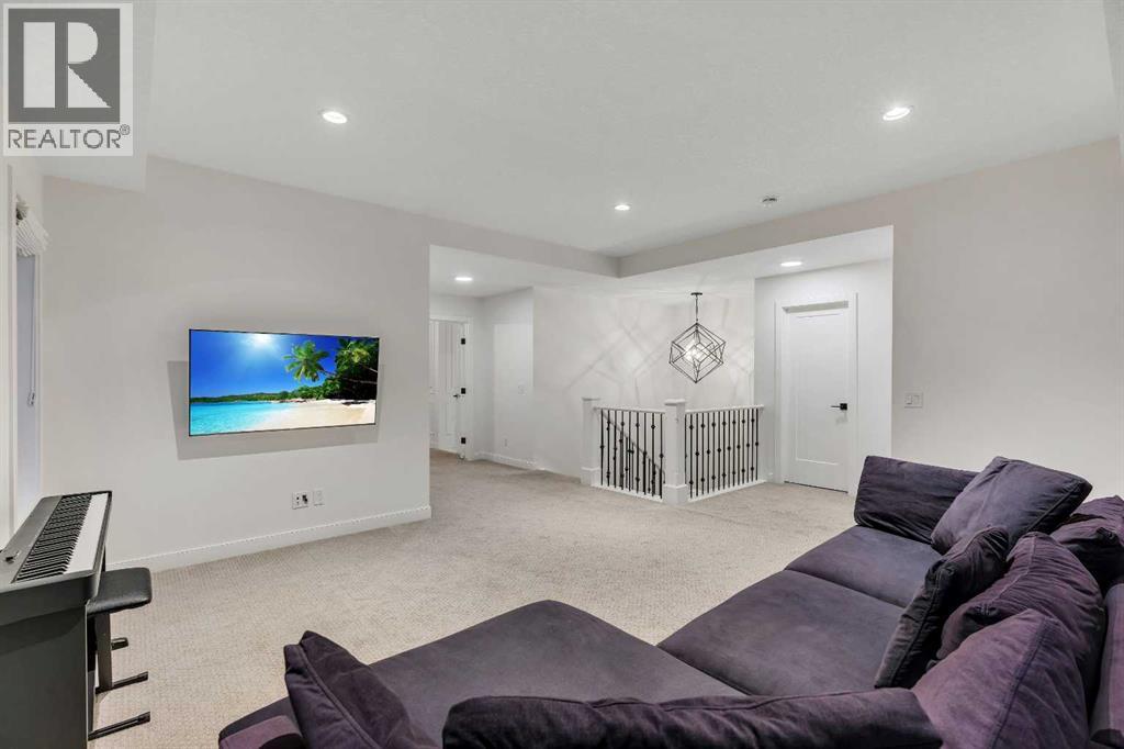 8 Mahogany Cape Se, Calgary, Alberta  T3M 2S2 - Photo 31 - A2261706