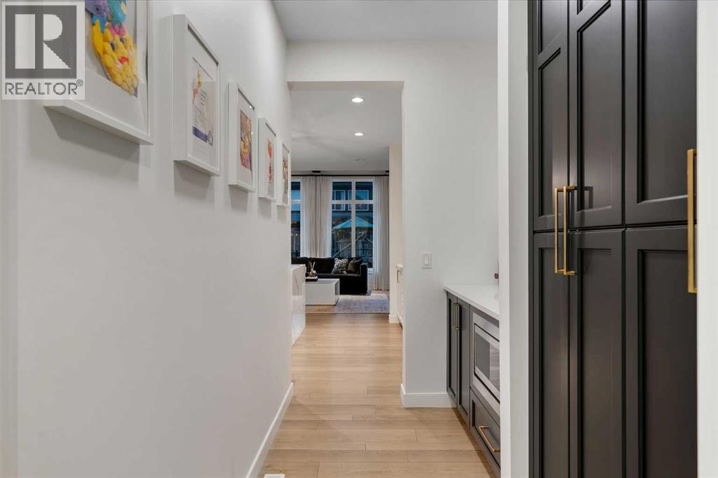 8 Mahogany Cape Se, Calgary, Alberta  T3M 2S2 - Photo 25 - A2261706