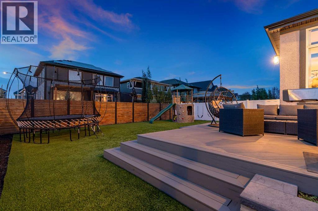 8 Mahogany Cape Se, Calgary, Alberta  T3M 2S2 - Photo 5 - A2261706