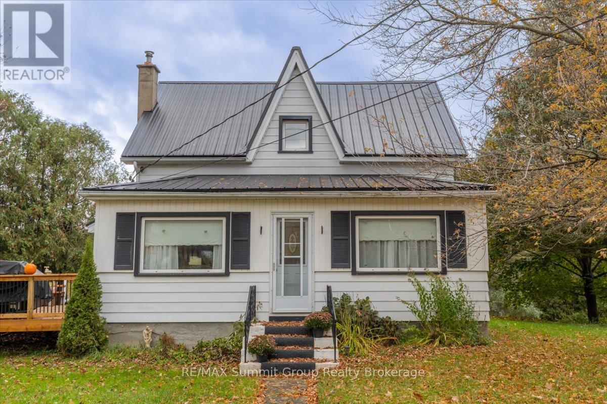 235274 Grey Road 13, Grey Highlands, Ontario  N0C 1G0 - Photo 32 - X12504510