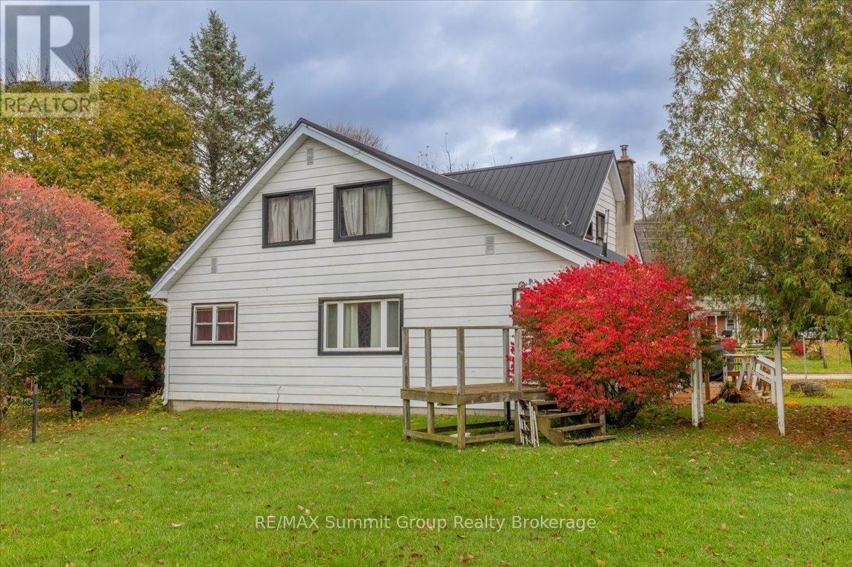 235274 Grey Road 13, Grey Highlands, Ontario  N0C 1G0 - Photo 34 - X12504510