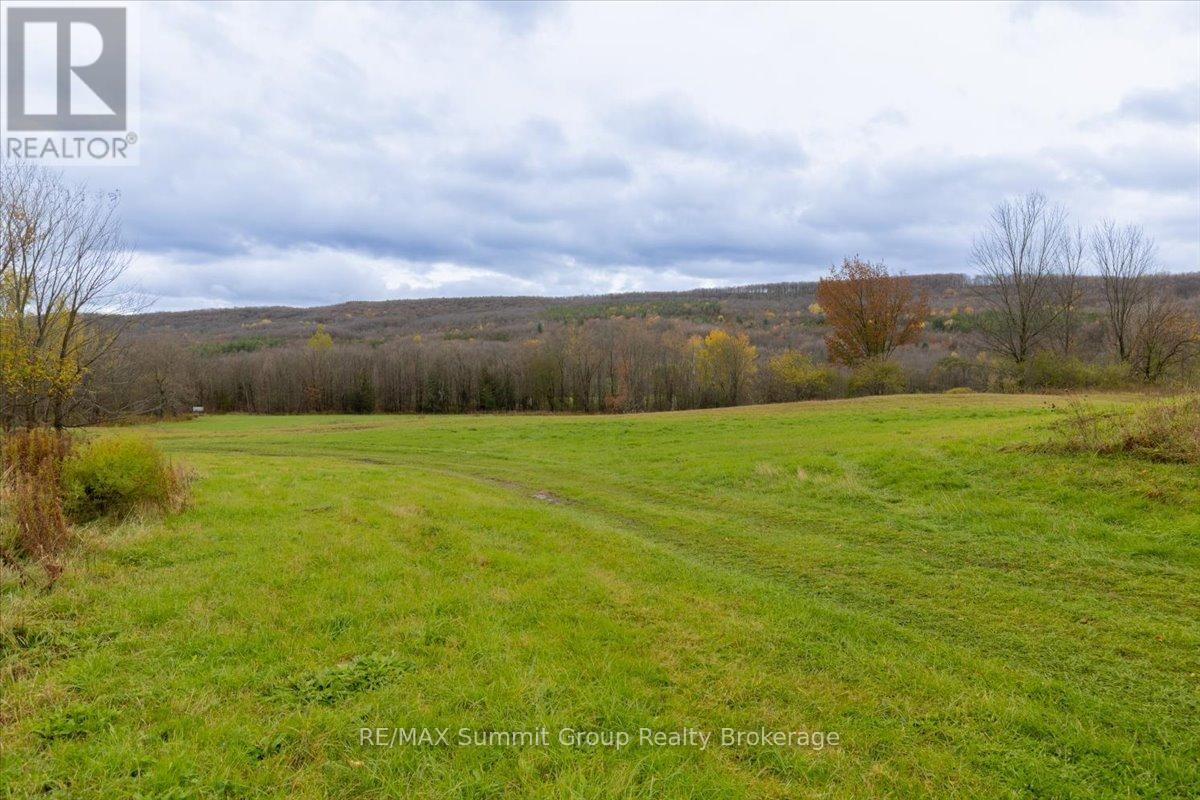 235274 Grey Road 13, Grey Highlands, Ontario  N0C 1G0 - Photo 6 - X12504510