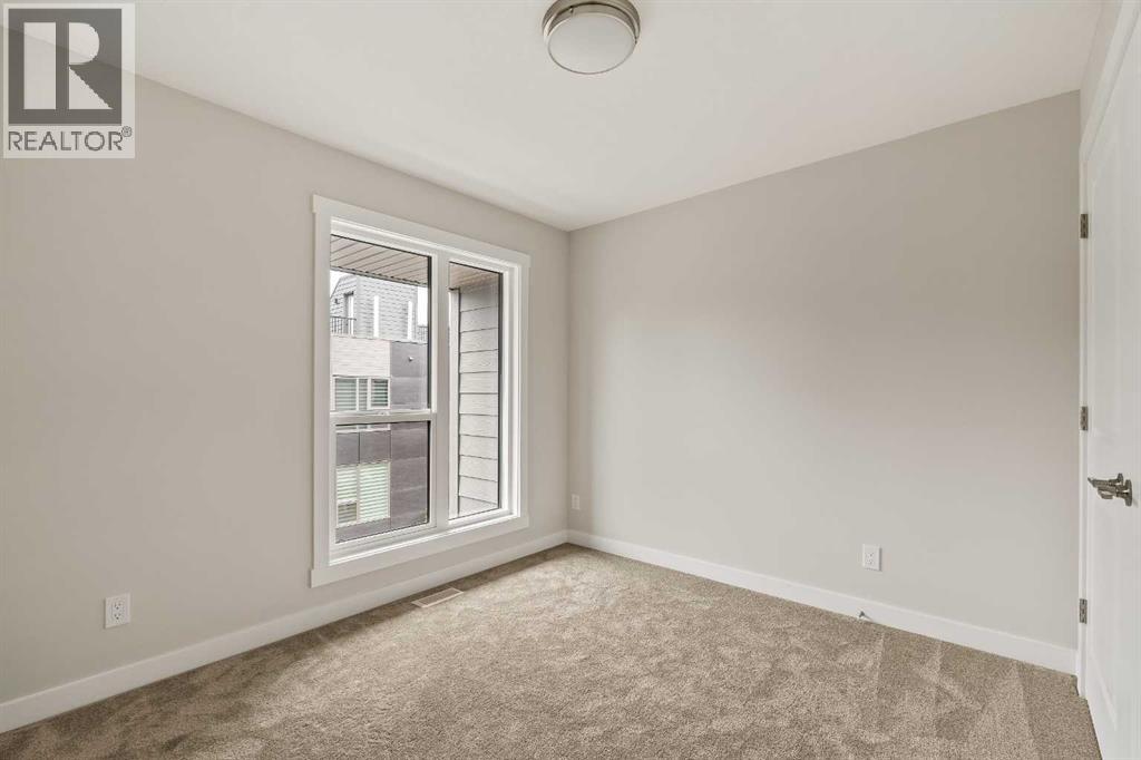 417 Sovereign Common Sw, Calgary, Alberta  T3C 3Y3 - Photo 27 - A2266257