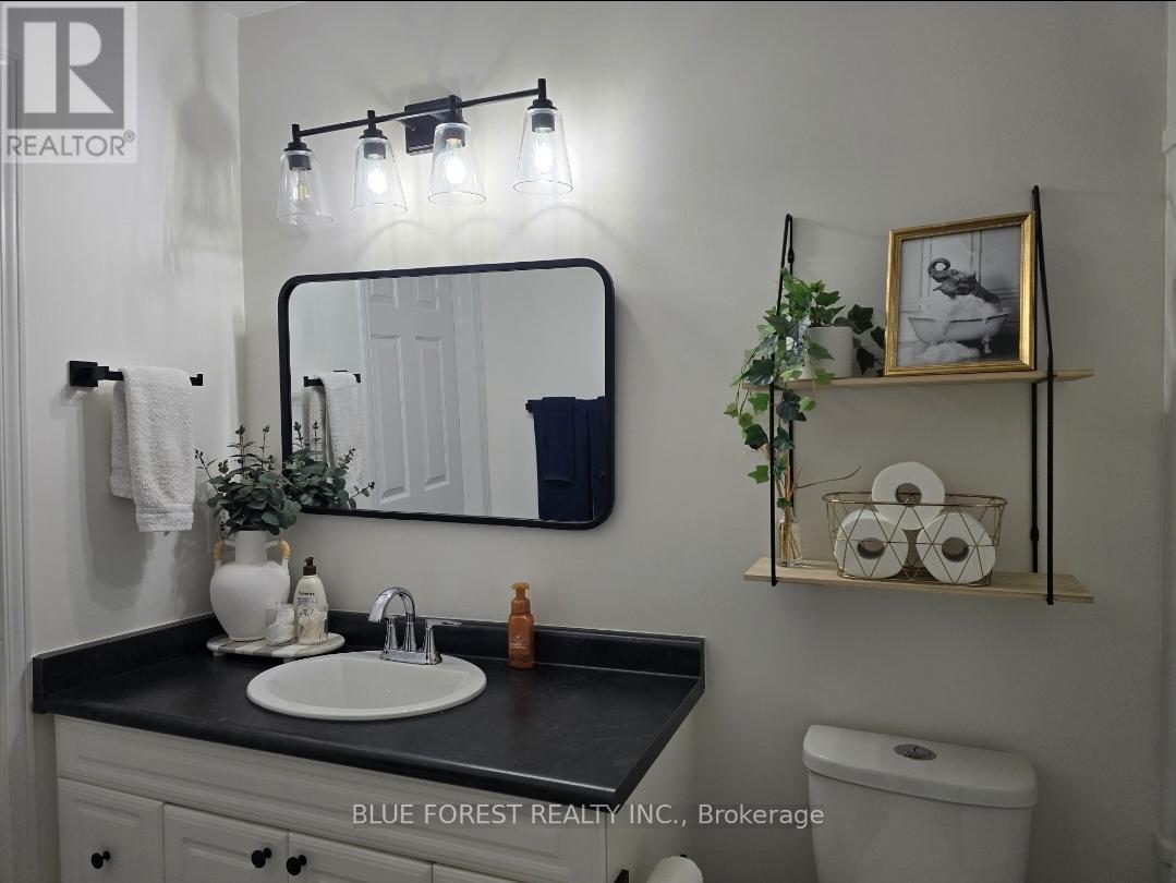 433 Highview Drive, St. Thomas, Ontario  N5R 6C5 - Photo 12 - X12504456