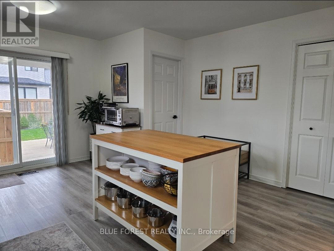 433 Highview Drive, St. Thomas, Ontario  N5R 6C5 - Photo 17 - X12504456