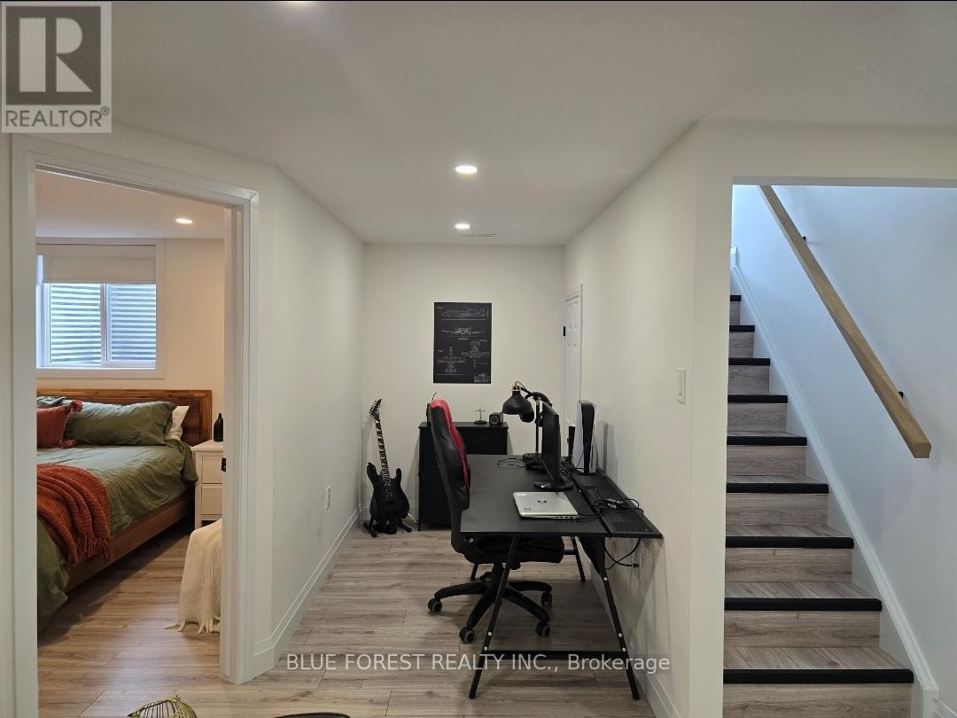 433 Highview Drive, St. Thomas, Ontario  N5R 6C5 - Photo 24 - X12504456