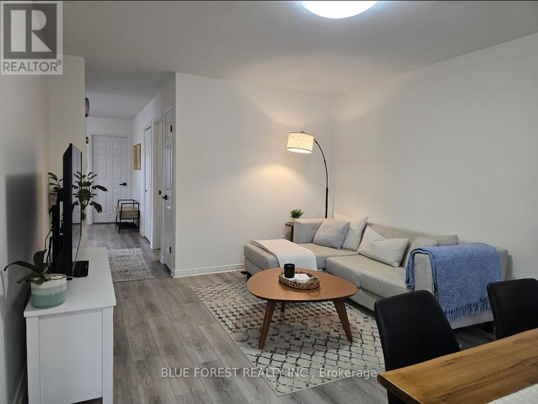 433 Highview Drive, St. Thomas, Ontario  N5R 6C5 - Photo 9 - X12504456