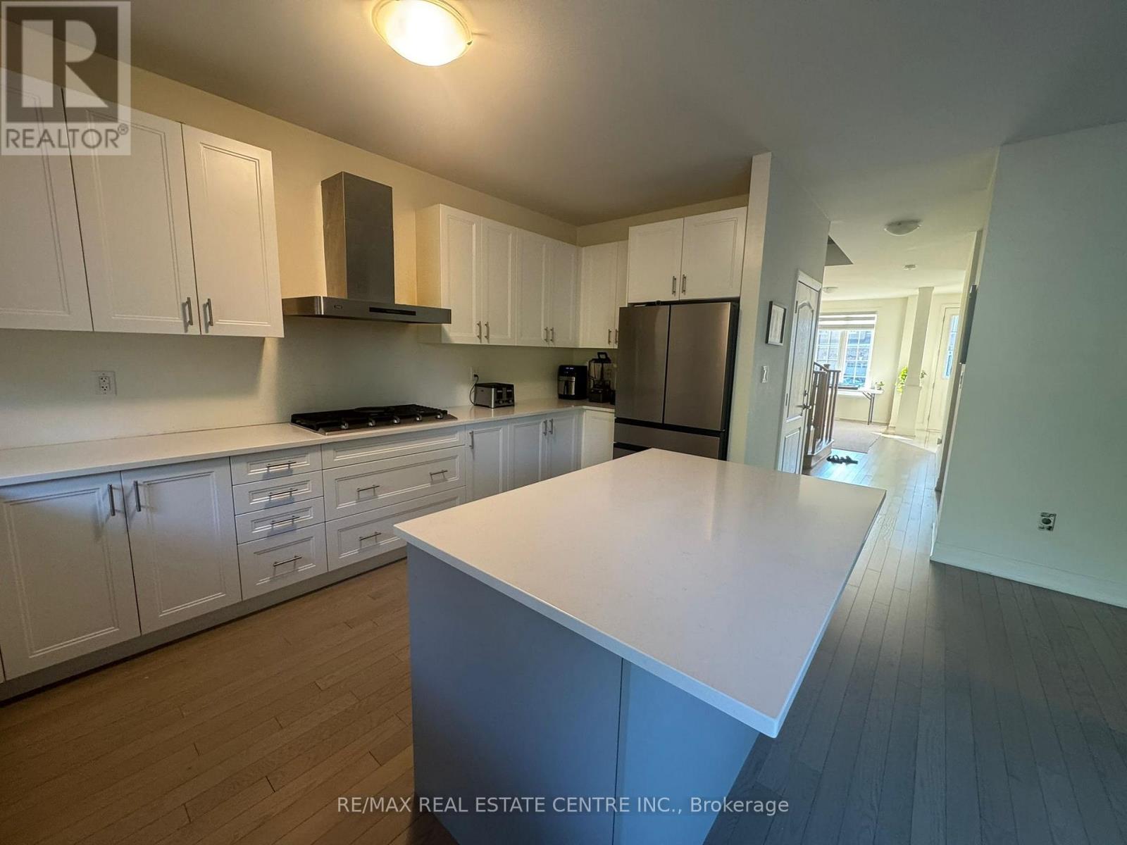 (Upper Level) - 8 Unwind Crescent, Brampton, Ontario  L6X 0B3 - Photo 14 - W12504278