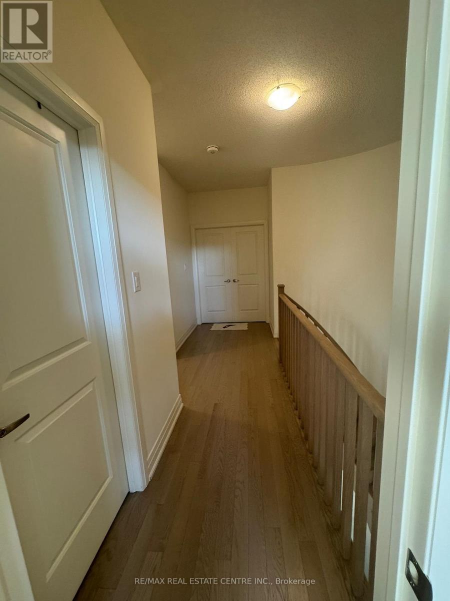 (Upper Level) - 8 Unwind Crescent, Brampton, Ontario  L6X 0B3 - Photo 16 - W12504278