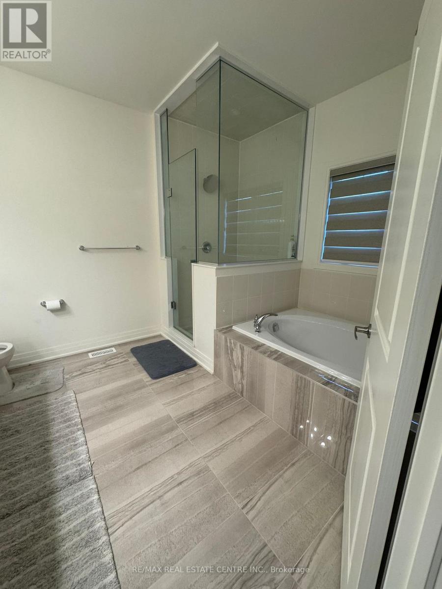 (Upper Level) - 8 Unwind Crescent, Brampton, Ontario  L6X 0B3 - Photo 20 - W12504278