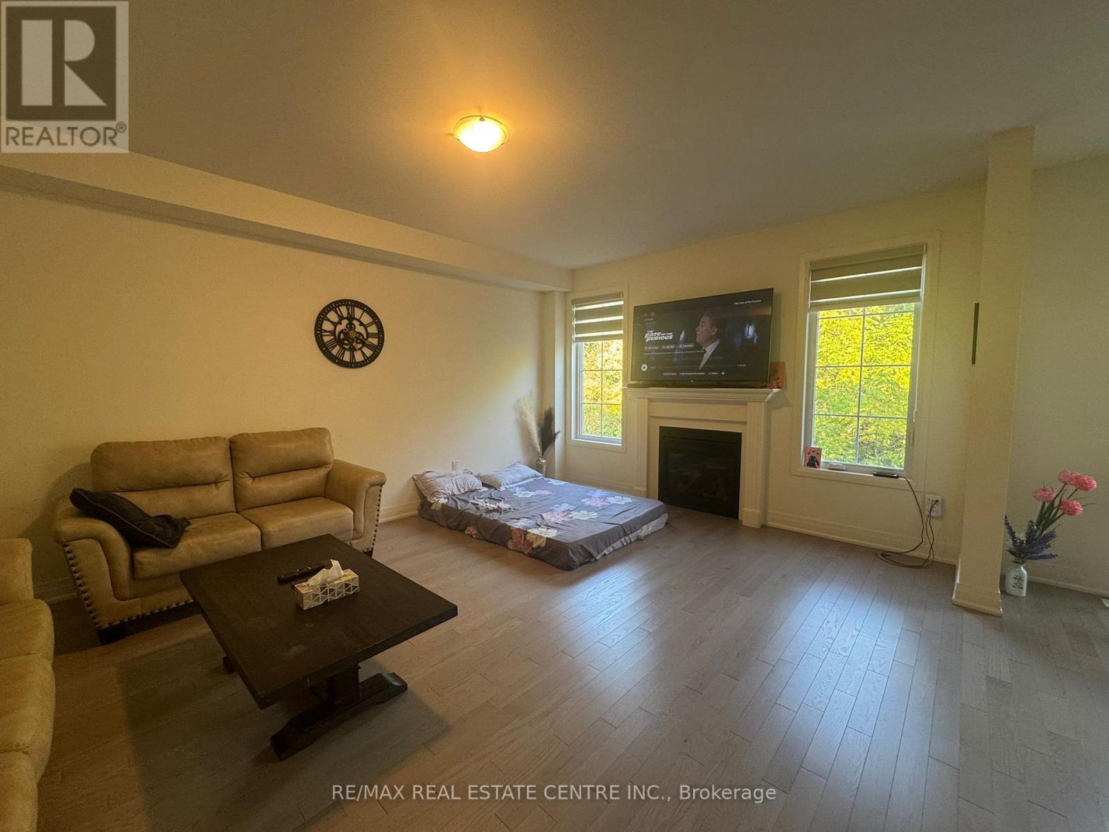 (Upper Level) - 8 Unwind Crescent, Brampton, Ontario  L6X 0B3 - Photo 9 - W12504278