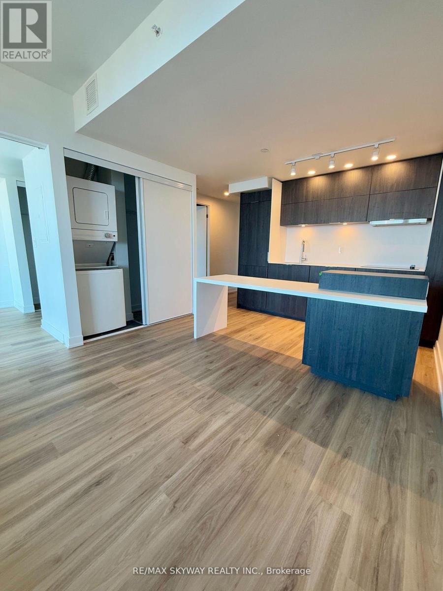 505 - 370 Martha Street, Burlington, Ontario  L7R 0G9 - Photo 10 - W12504302