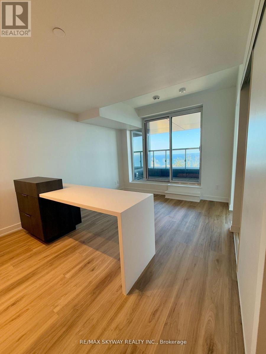 505 - 370 Martha Street, Burlington, Ontario  L7R 0G9 - Photo 6 - W12504302