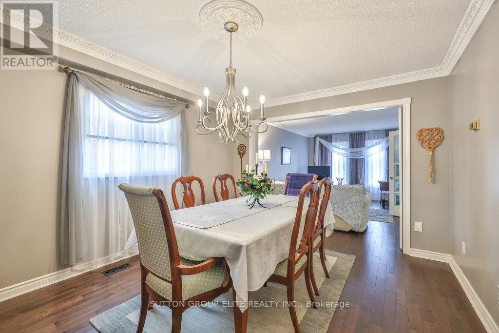 5163 Sunrise Court, Mississauga, Ontario  L5R 2T6 - Photo 15 - W12504360