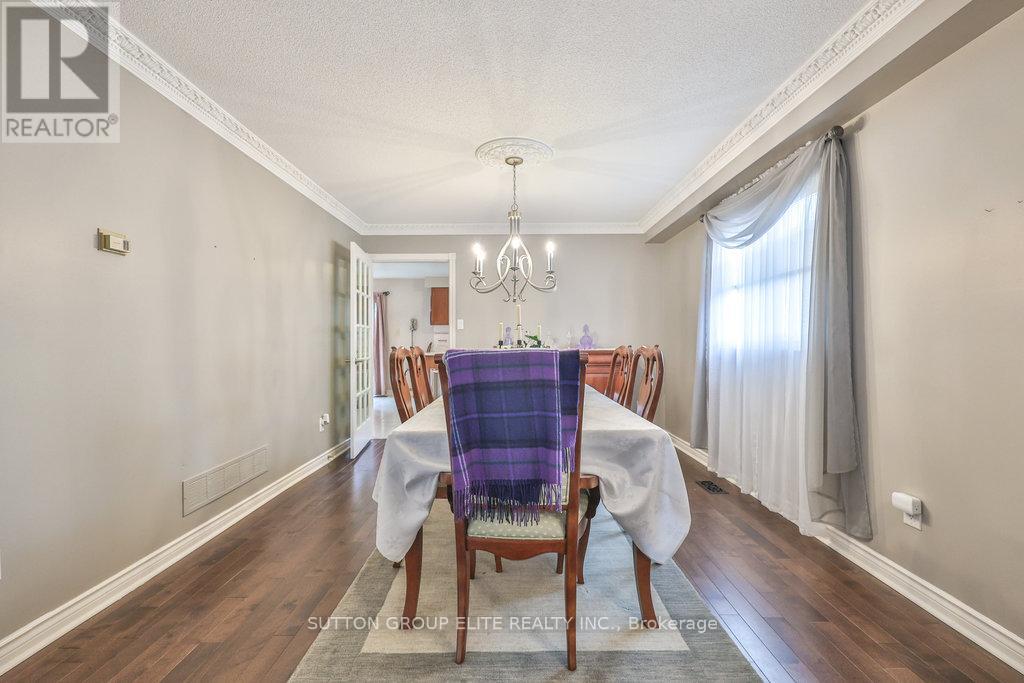 5163 Sunrise Court, Mississauga, Ontario  L5R 2T6 - Photo 17 - W12504360