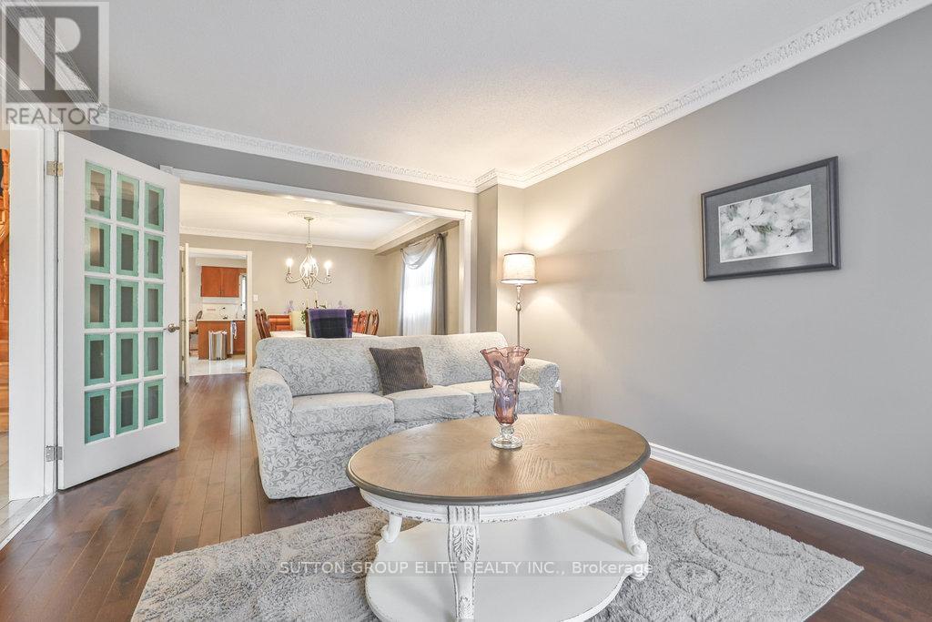 5163 Sunrise Court, Mississauga, Ontario  L5R 2T6 - Photo 21 - W12504360