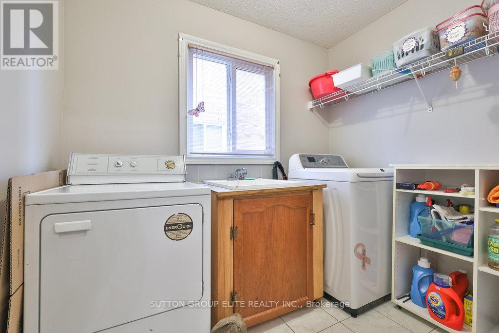 5163 Sunrise Court, Mississauga, Ontario  L5R 2T6 - Photo 27 - W12504360