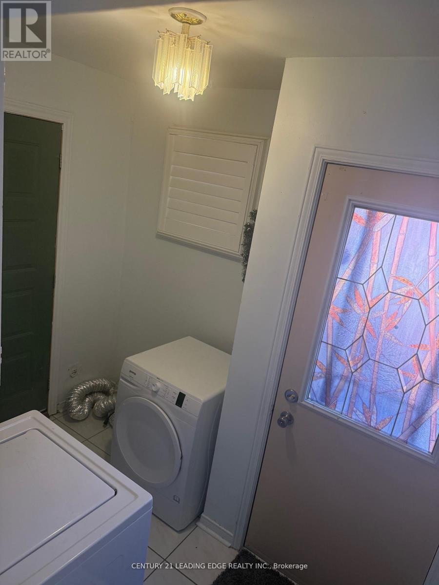 434 Rutherford Road N, Brampton, Ontario  L6V 3V8 - Photo 9 - W12504366