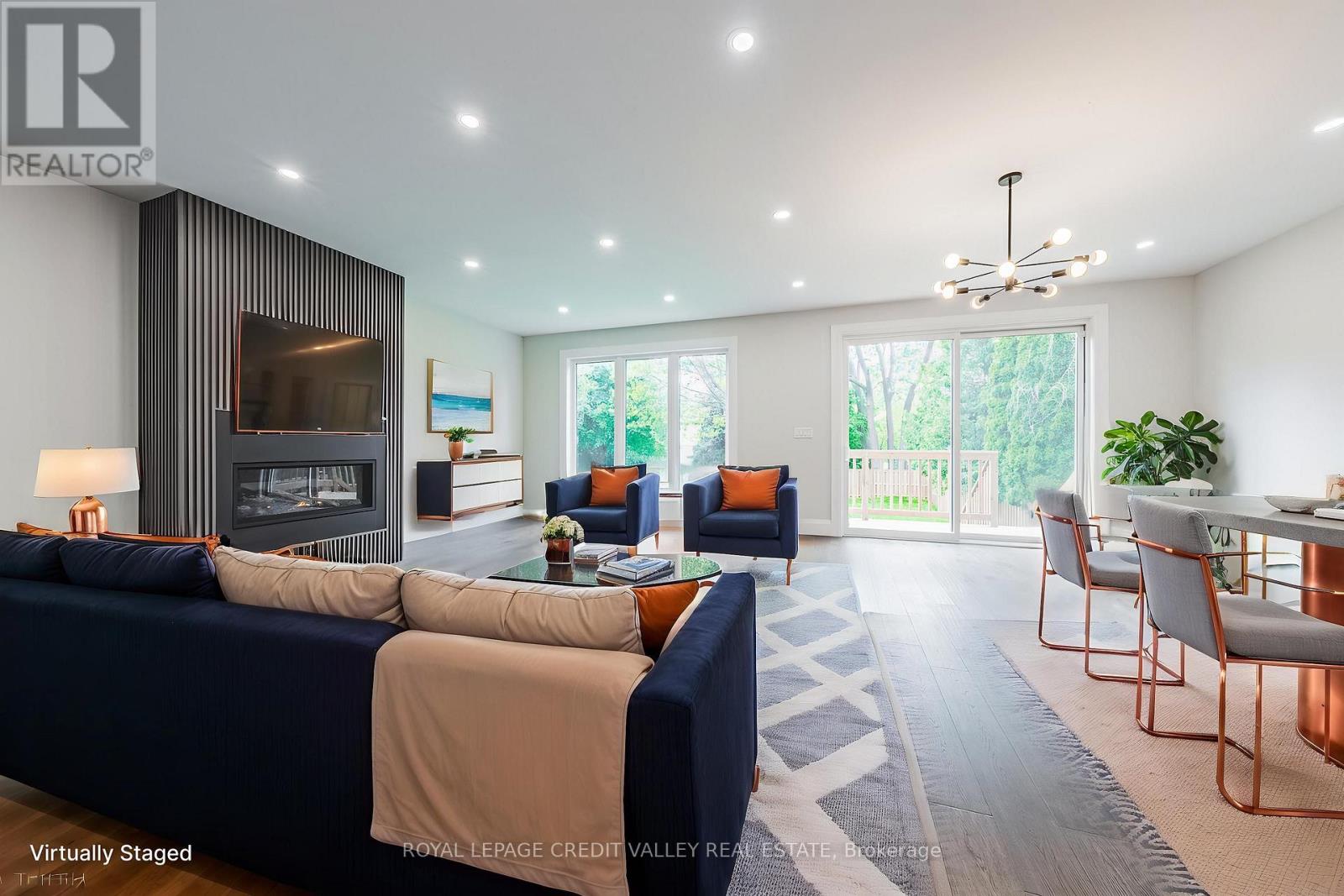 18 Bellman Avenue, Toronto, Ontario  M8W 4A3 - Photo 11 - W12504368