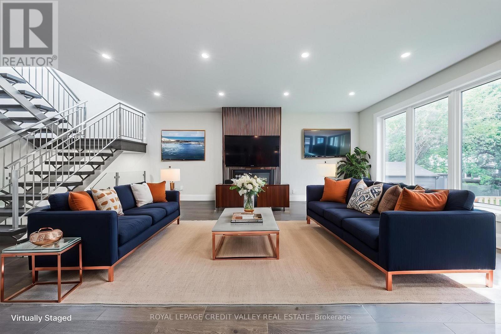 18 Bellman Avenue, Toronto, Ontario  M8W 4A3 - Photo 13 - W12504368