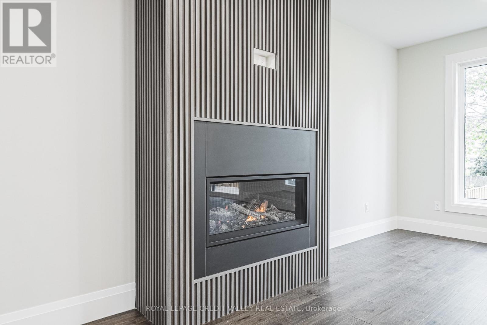 18 Bellman Avenue, Toronto, Ontario  M8W 4A3 - Photo 18 - W12504368