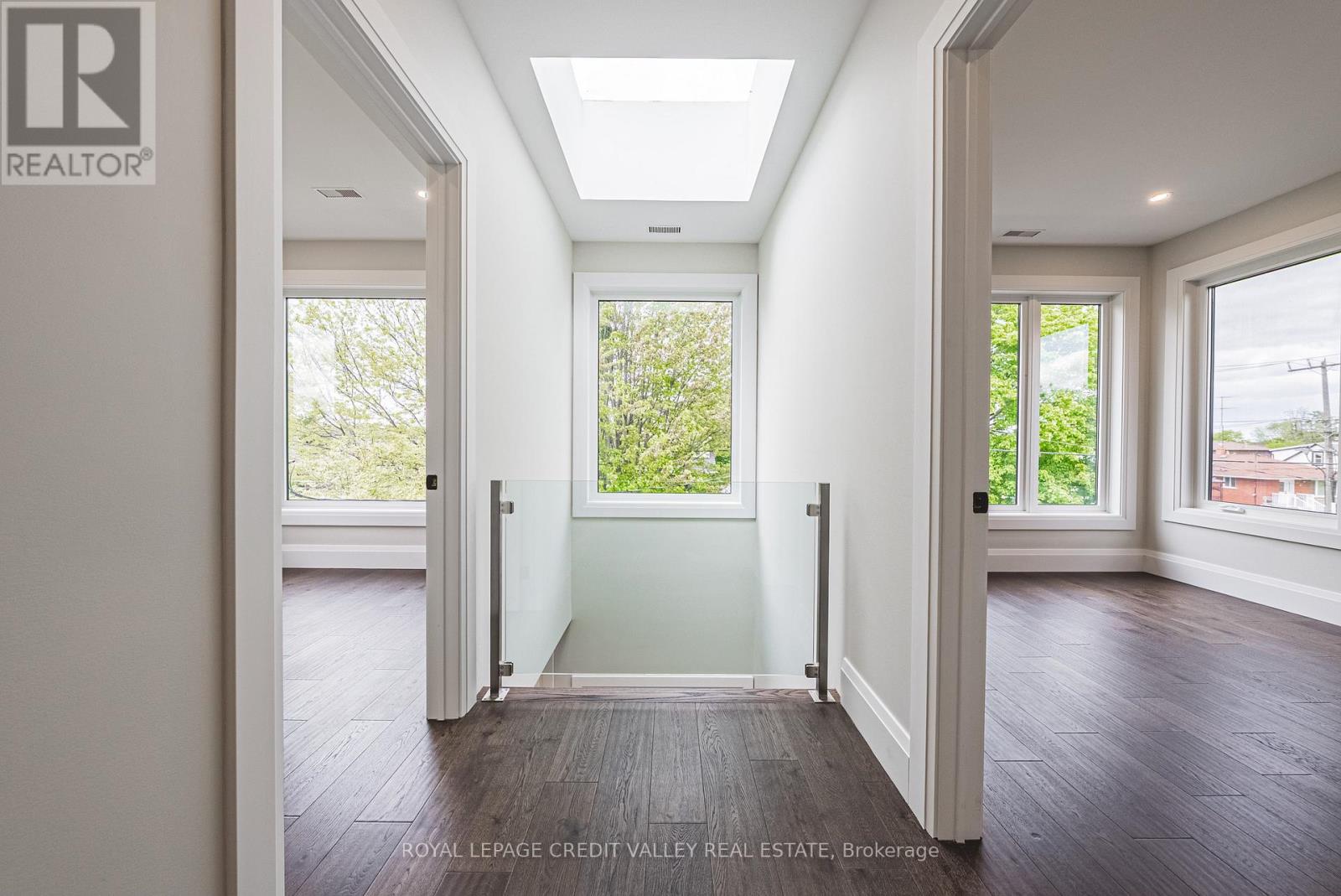 18 Bellman Avenue, Toronto, Ontario  M8W 4A3 - Photo 34 - W12504368