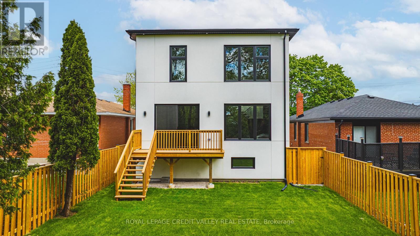 18 Bellman Avenue, Toronto, Ontario  M8W 4A3 - Photo 45 - W12504368