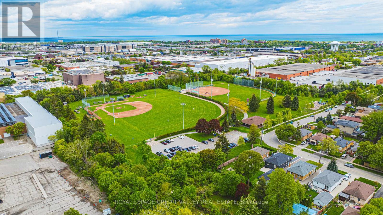 18 Bellman Avenue, Toronto, Ontario  M8W 4A3 - Photo 50 - W12504368