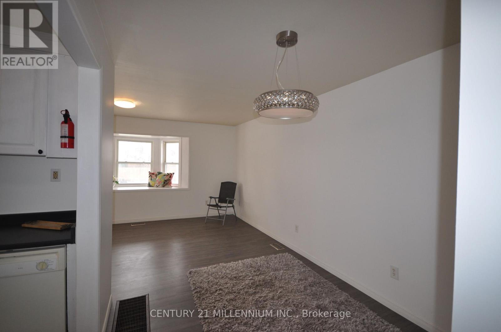 30 Corby Crescent, Brampton, Ontario  L6Y 1H1 - Photo 13 - W12504370