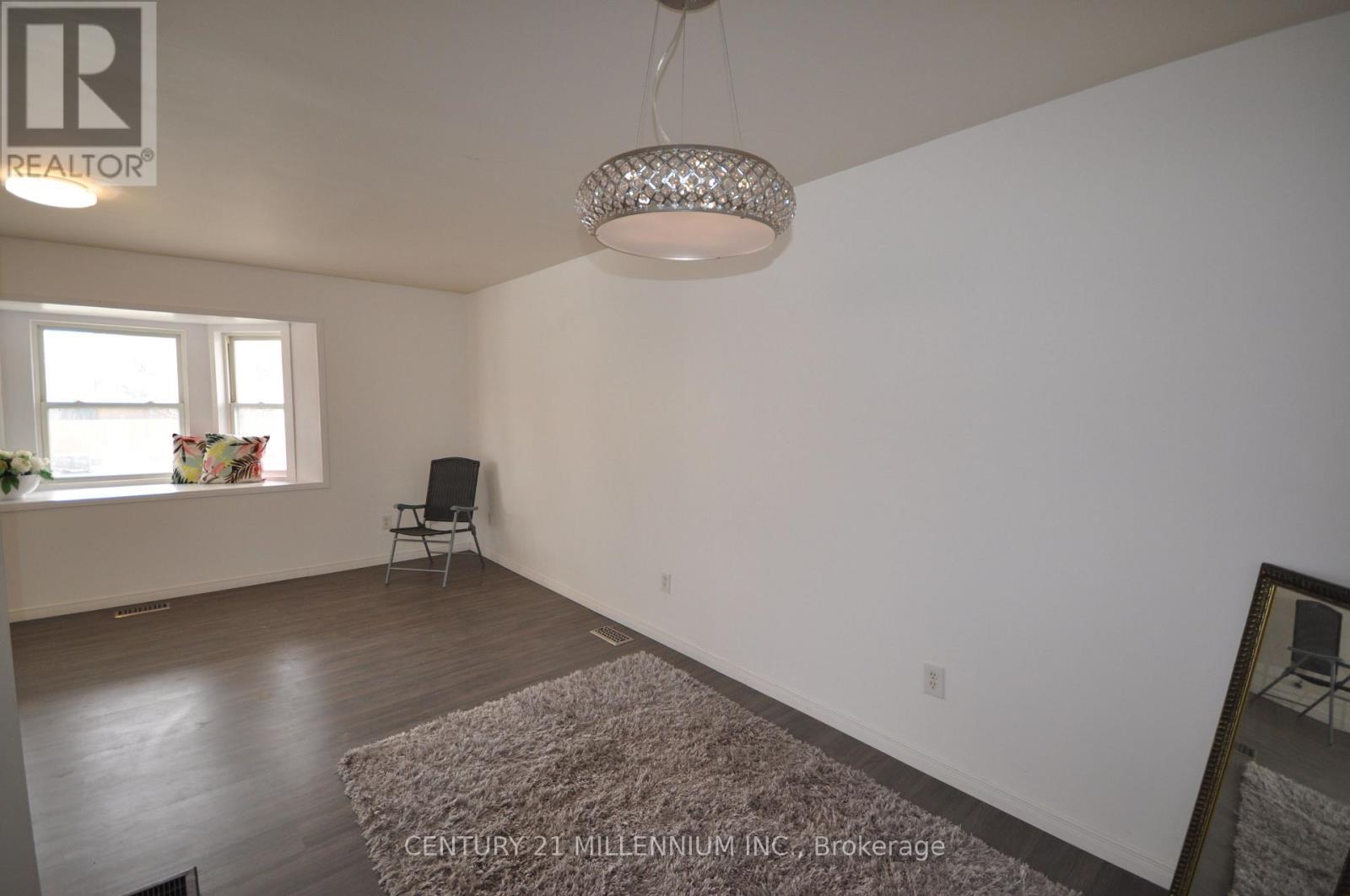 30 Corby Crescent, Brampton, Ontario  L6Y 1H1 - Photo 18 - W12504370