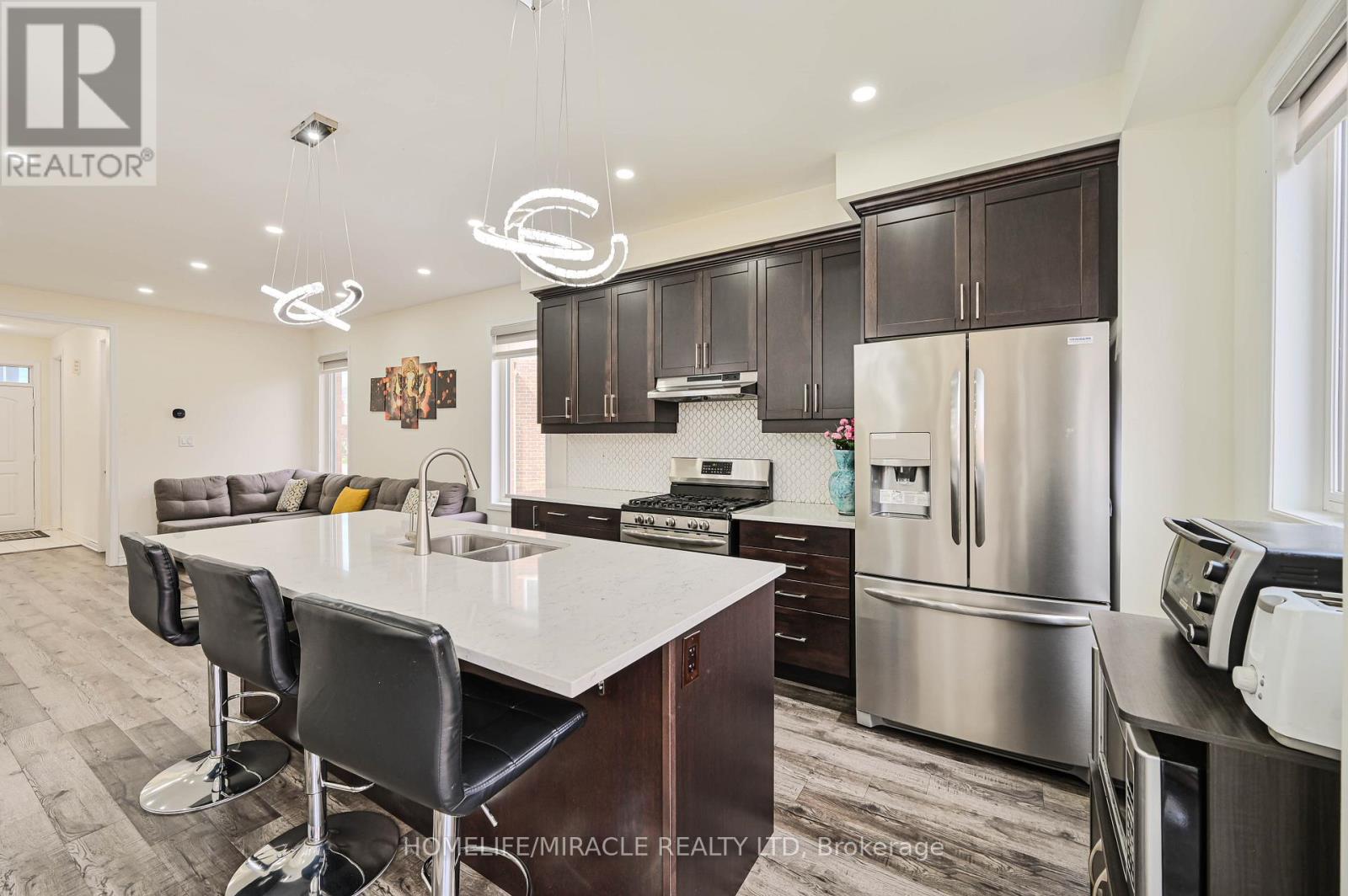 896 Sumac Crescent, Milton, Ontario  L9E 1R7 - Photo 20 - W12504382