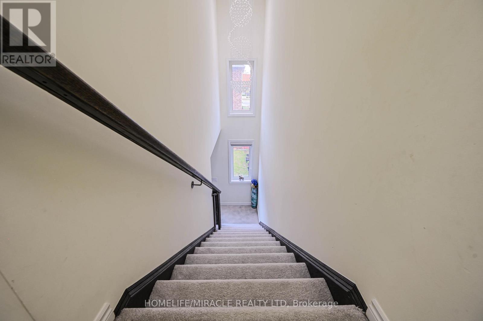 896 Sumac Crescent, Milton, Ontario  L9E 1R7 - Photo 27 - W12504382