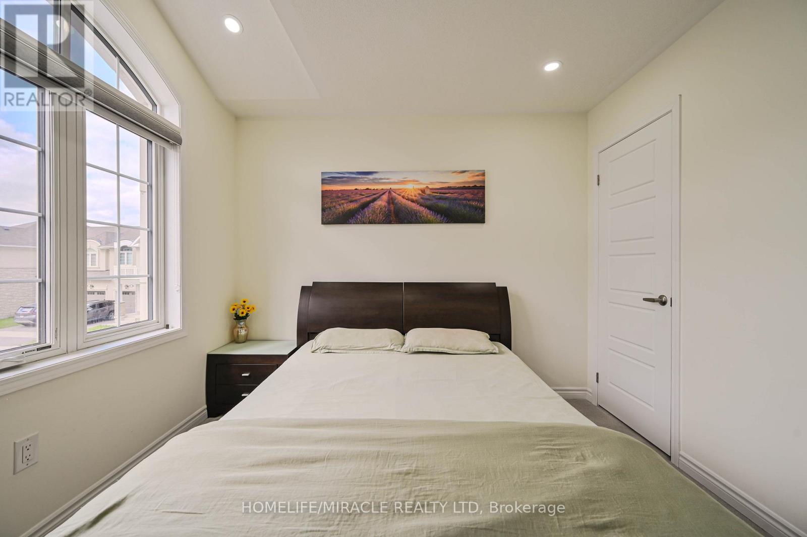 896 Sumac Crescent, Milton, Ontario  L9E 1R7 - Photo 40 - W12504382