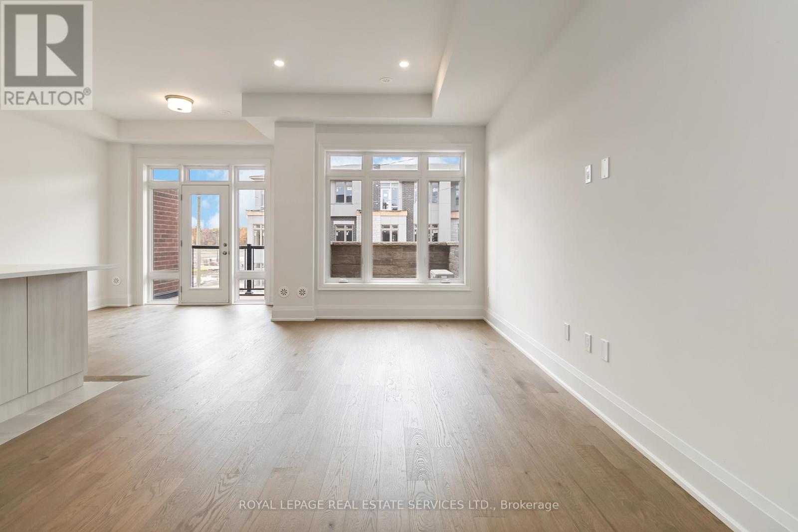 3303 Taha Gardens, Oakville, Ontario  L6M 5R9 - Photo 20 - W12504384