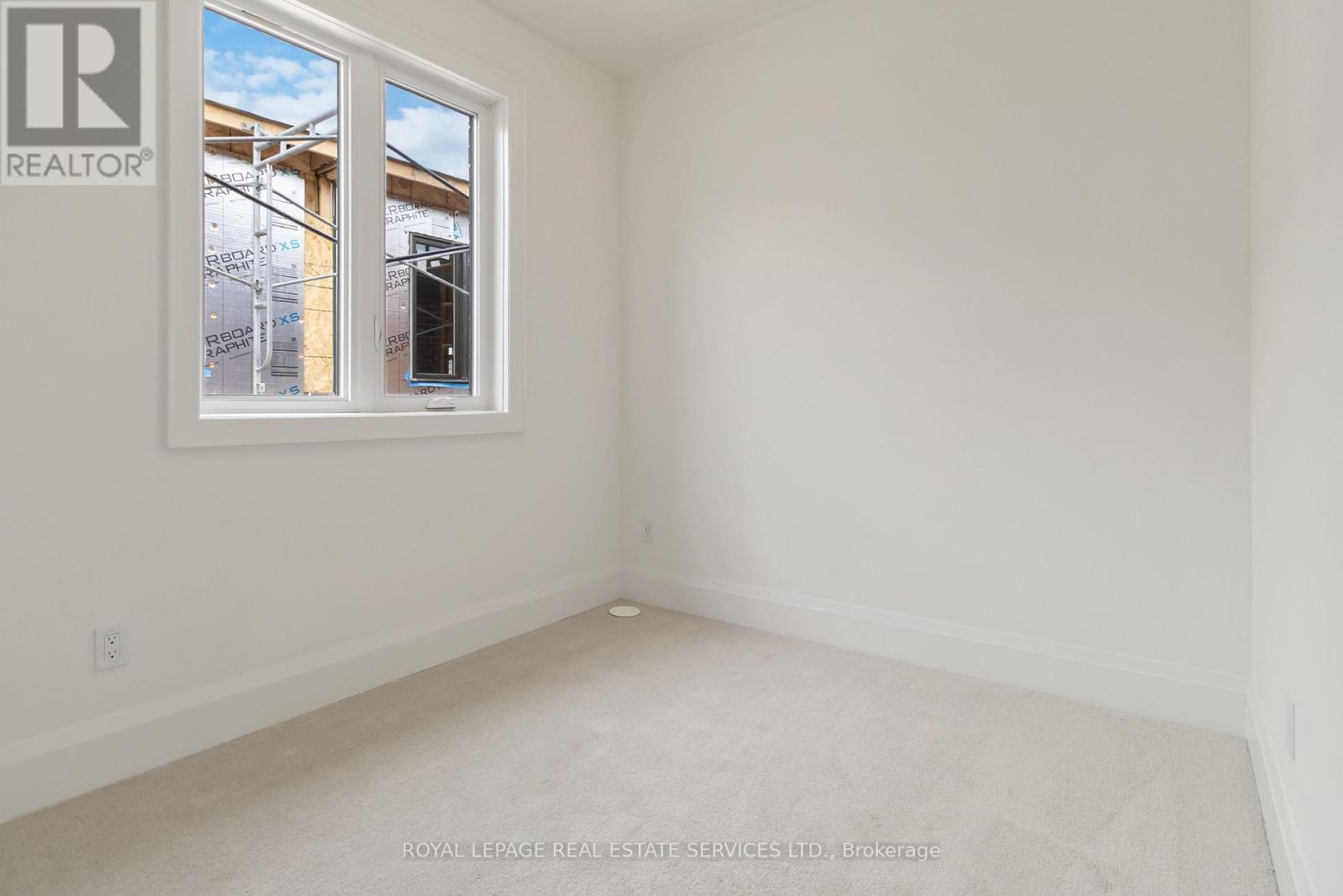 3303 Taha Gardens, Oakville, Ontario  L6M 5R9 - Photo 22 - W12504384