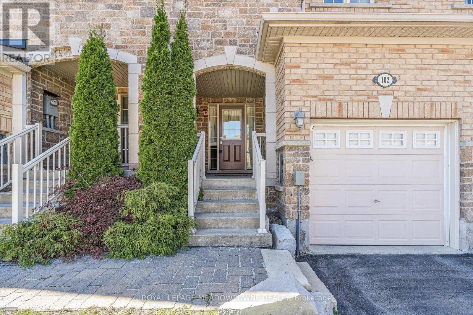 11 - 102 CEDARBROOK ROAD, Brampton, Ontario