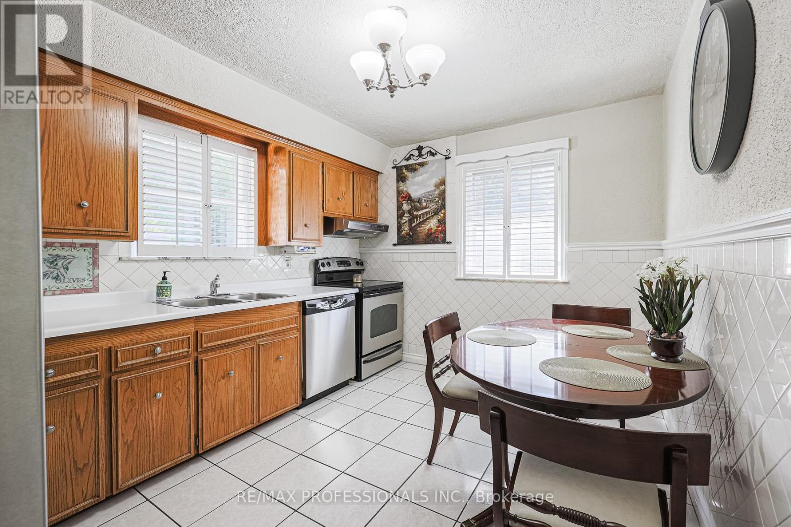 55 Old Burnhamthorpe Road, Toronto, Ontario  M9C 3J6 - Photo 11 - W12504426