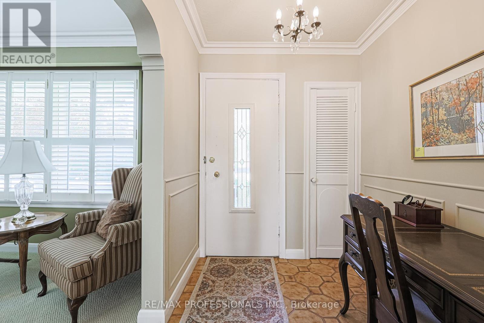 55 Old Burnhamthorpe Road, Toronto, Ontario  M9C 3J6 - Photo 4 - W12504426