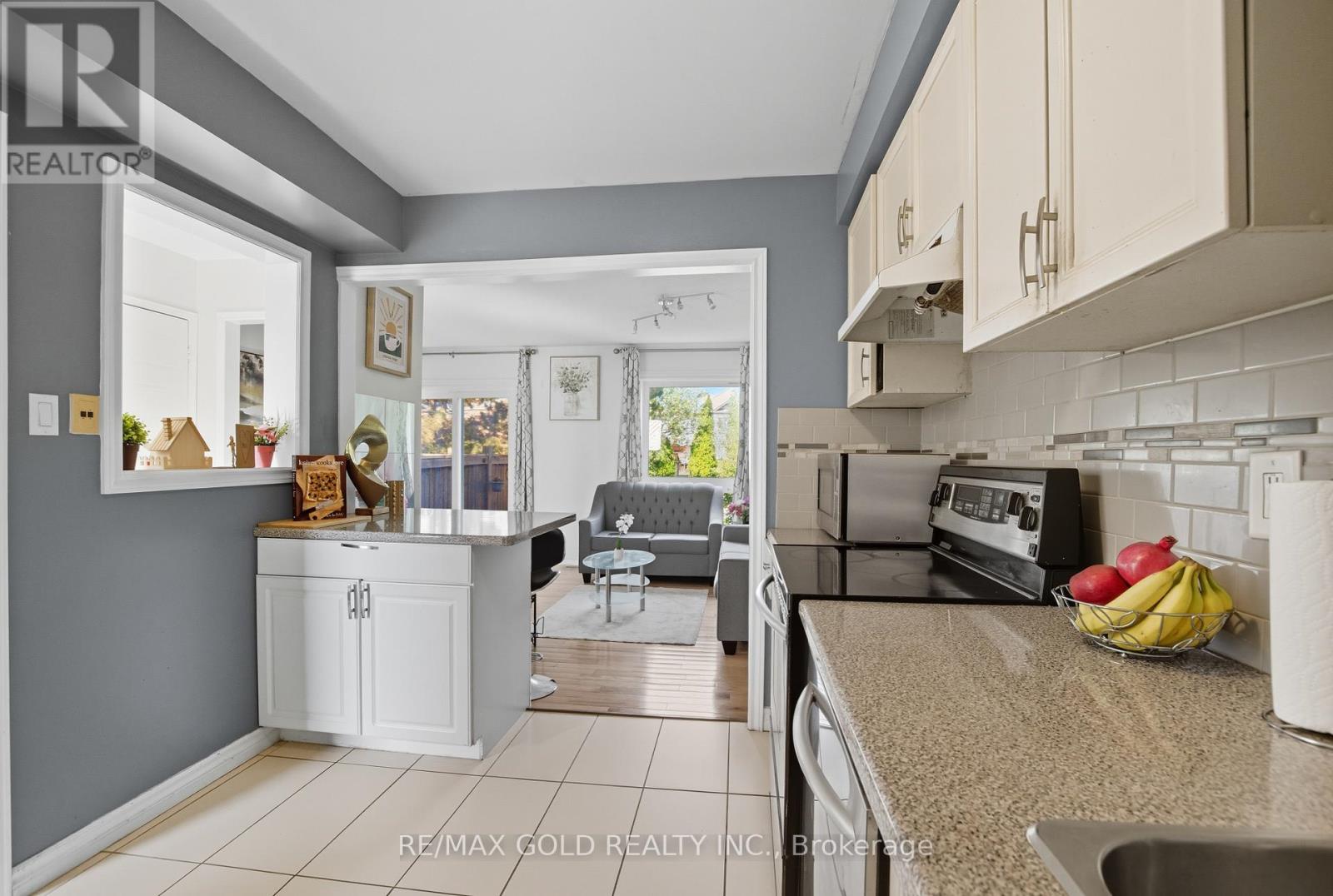 13 - 26 Wickstead Court, Brampton, Ontario  L6R 1N8 - Photo 11 - W12504434