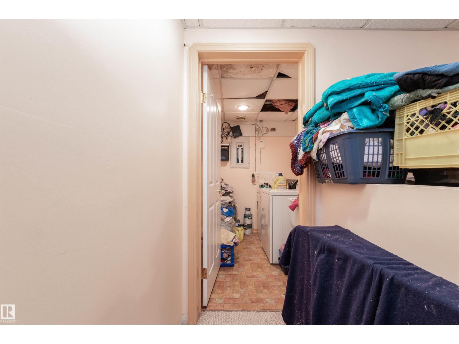 9714 154 St Nw, Edmonton, Alberta  T5P 2G3 - Photo 13 - E4464566