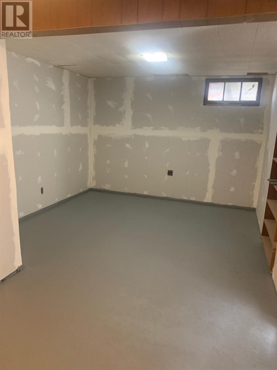 10 Wenonah Dr, Manitouwadge, Ontario P0T 2C0 - Photo 19 - TB252625