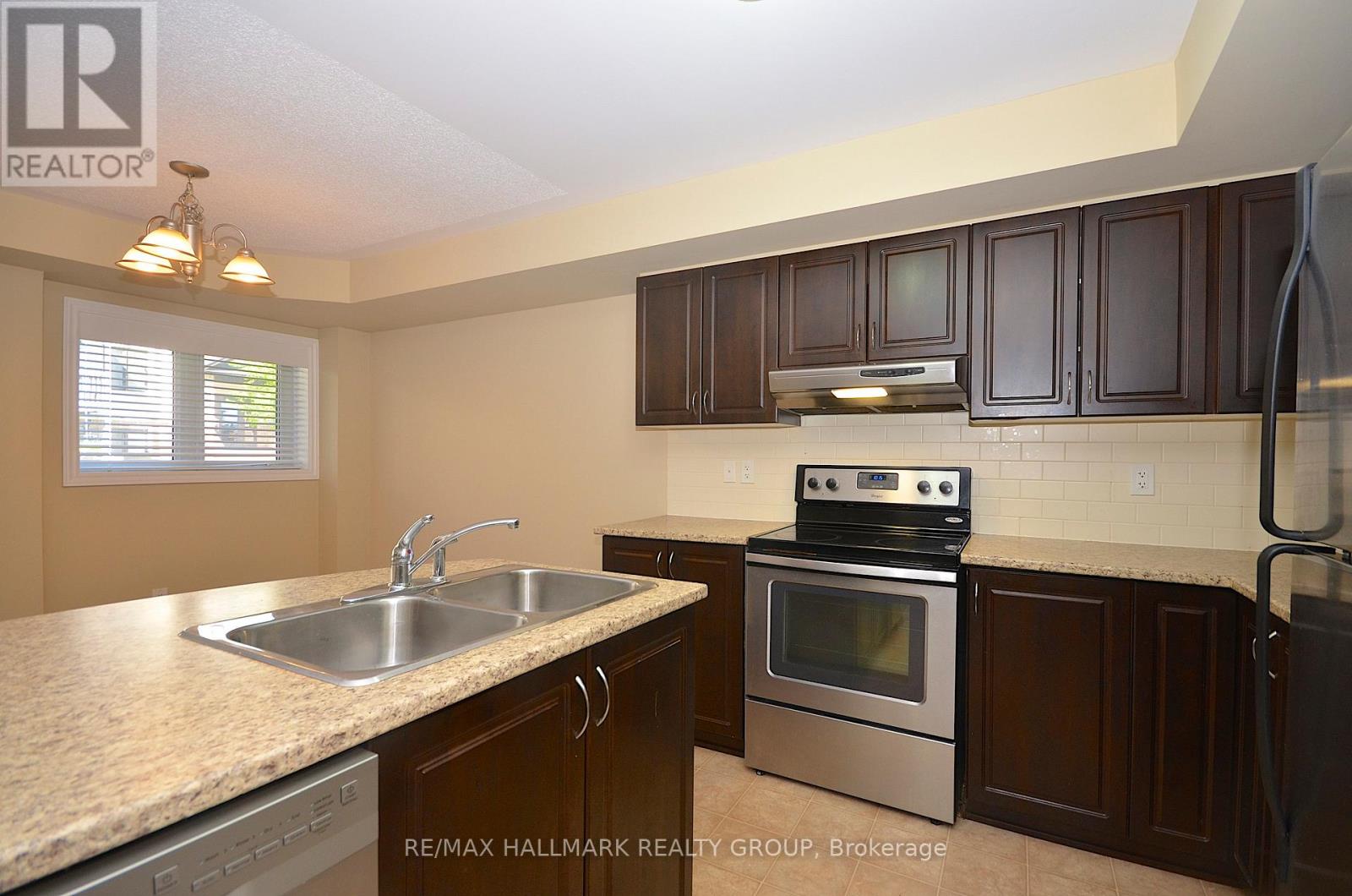 2 - 205 Bluestone Private, Ottawa, Ontario  K4A 0X7 - Photo 23 - X12504450