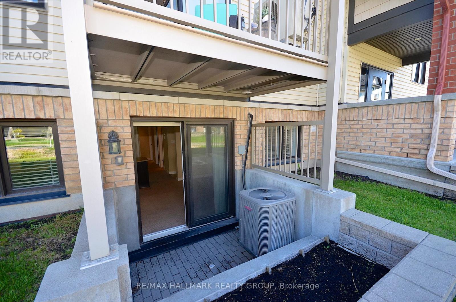 2 - 205 Bluestone Private, Ottawa, Ontario  K4A 0X7 - Photo 39 - X12504450