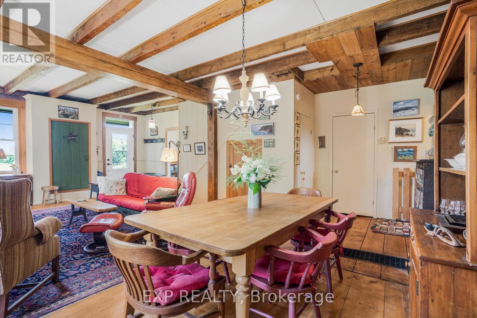 20612 Laggan Glenelg Road, North Glengarry, Ontario  K0B 1E0 - Photo 12 - X12504520