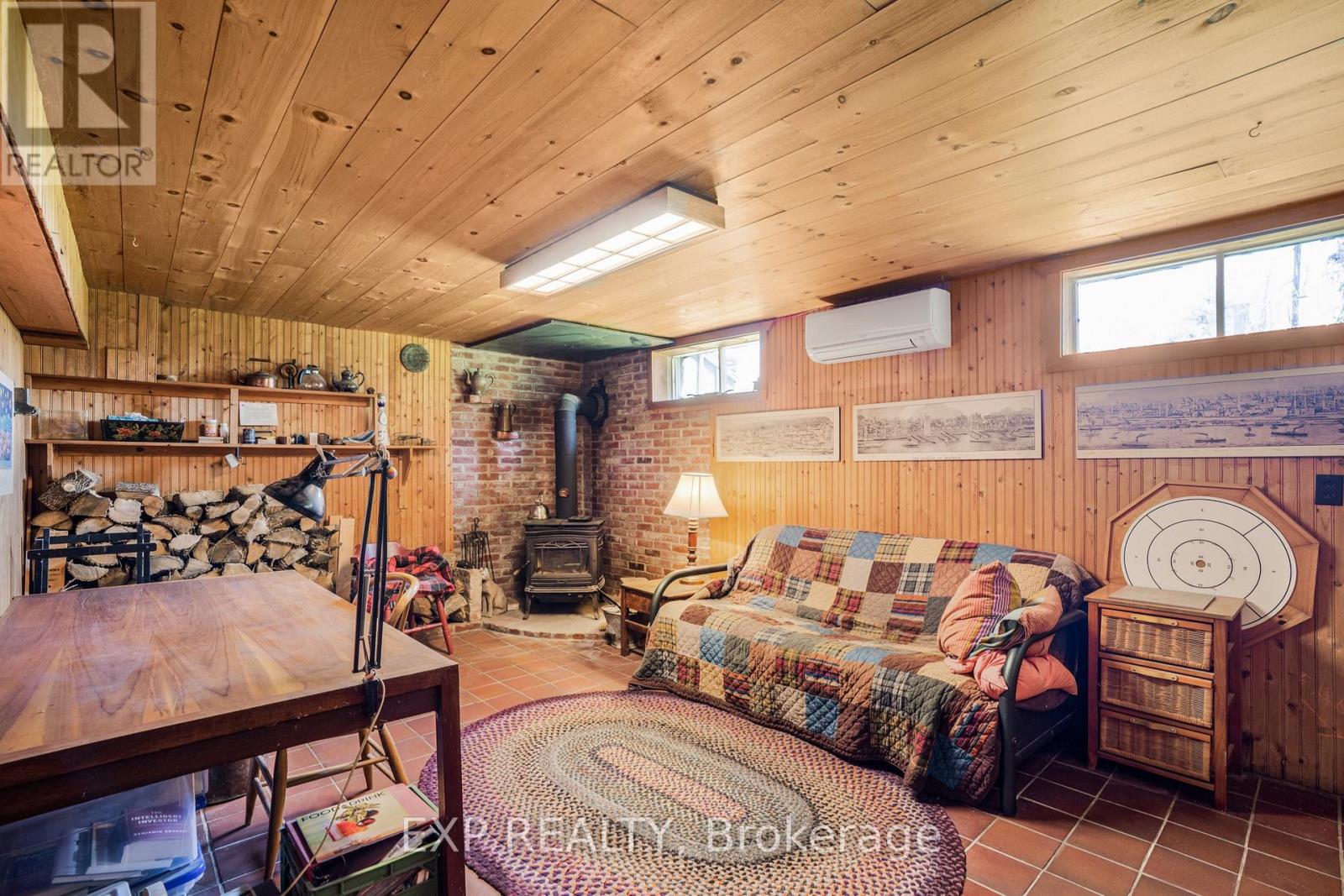 20612 Laggan Glenelg Road, North Glengarry, Ontario  K0B 1E0 - Photo 27 - X12504520