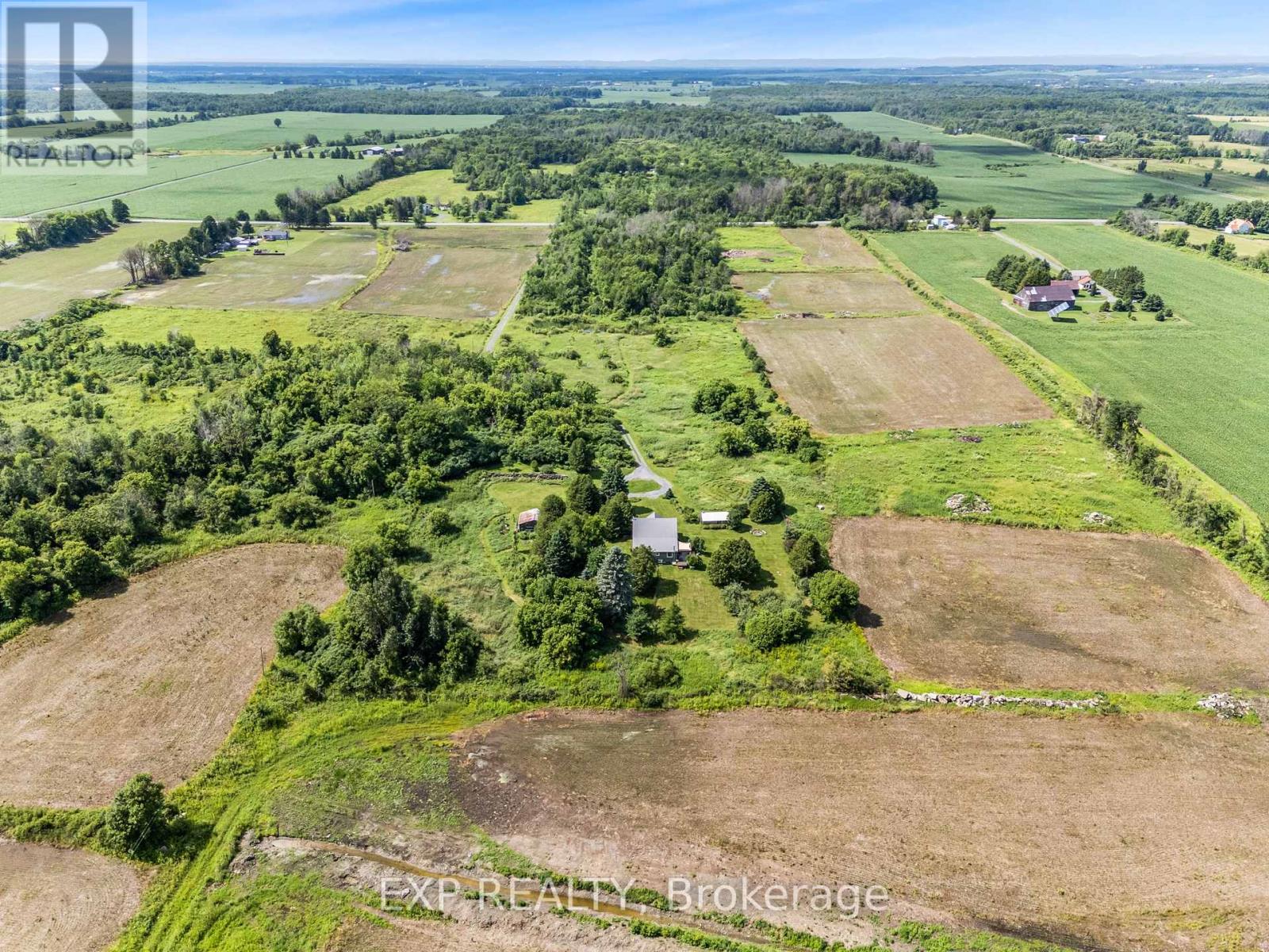 20612 Laggan Glenelg Road, North Glengarry, Ontario  K0B 1E0 - Photo 34 - X12504520